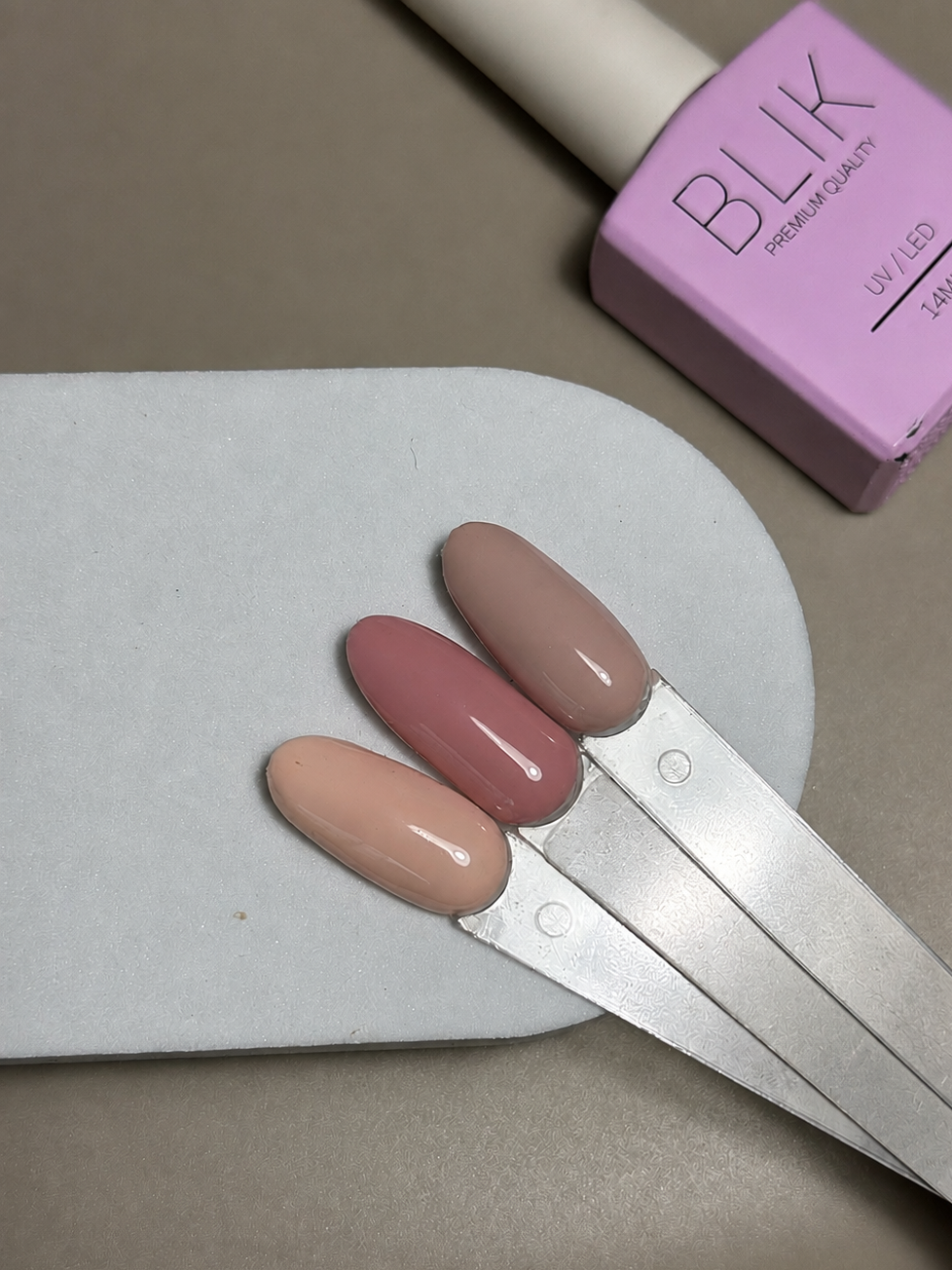 BLIK GEL POLISH 44 - 14ml LIBRE DE HEMA Y TPO