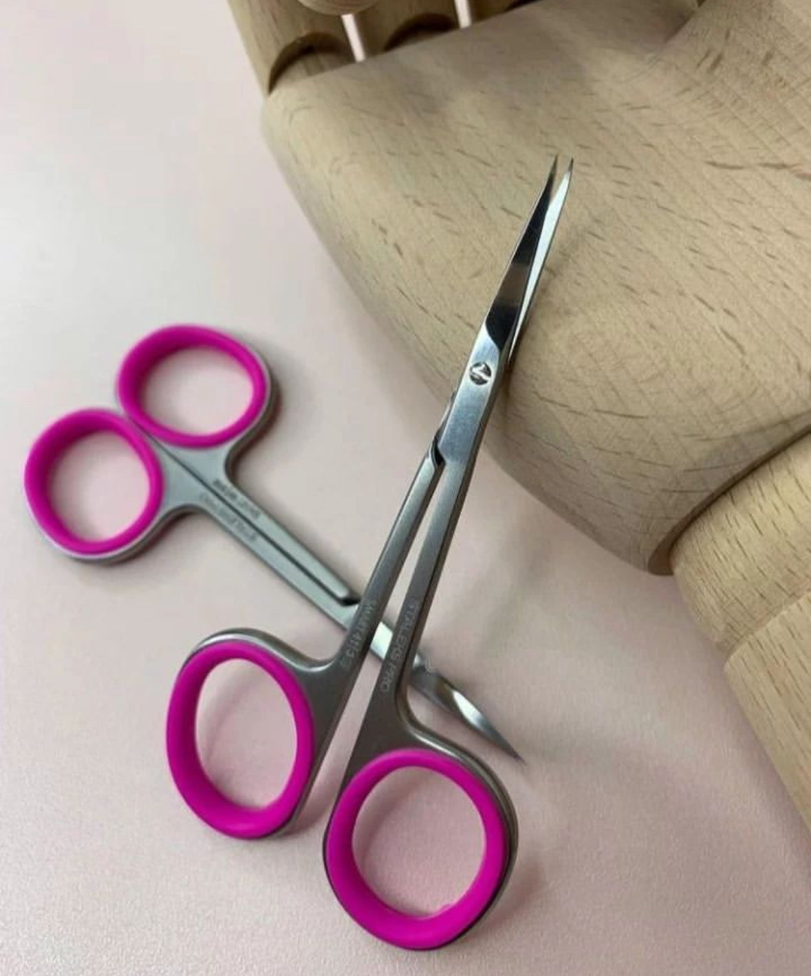 Tijeras profesionales para cutícula con ganchito STALEKS PRO SMART 41 TYPE 3